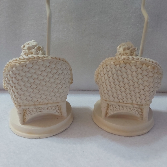 Cherub Resin Wicker Chair Tealight Holder/Lamps - Picture 11 of 15